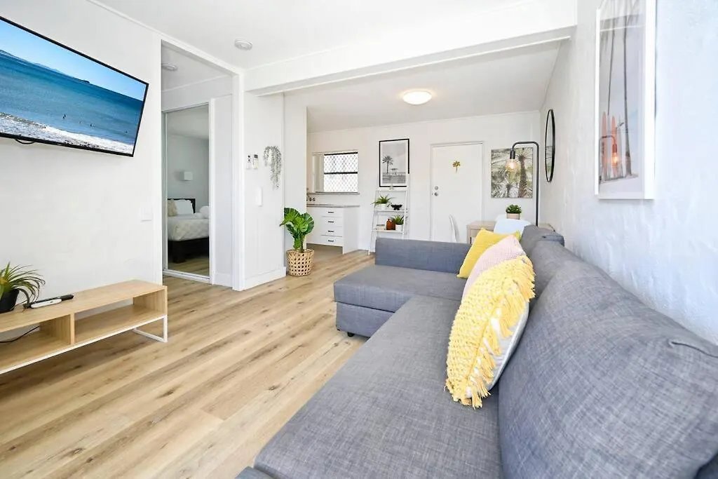 Beachside Bliss, 1 Bedroom Retreat Alexandra Headland
